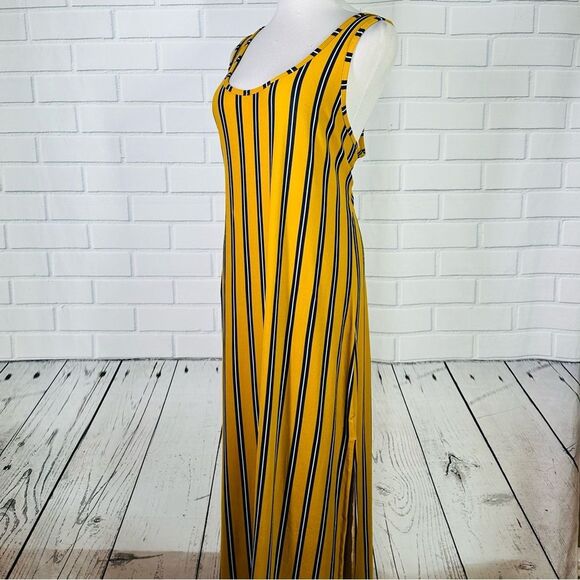 10/$25🦋 LOVE Mustard Yellow & Navy Blue Striped Sleeveless Maxi Dress - Size 1X - Picture 3 of 15